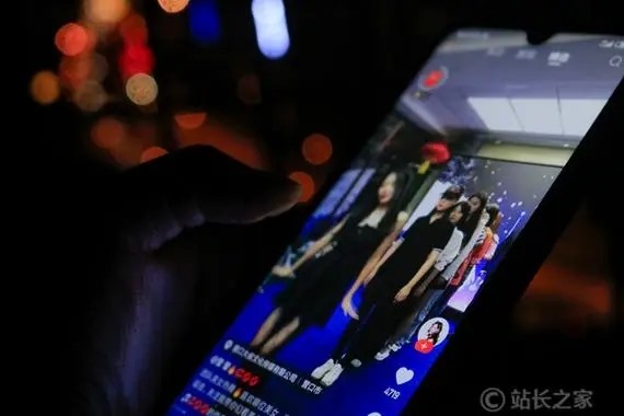 如何提取快手快币?